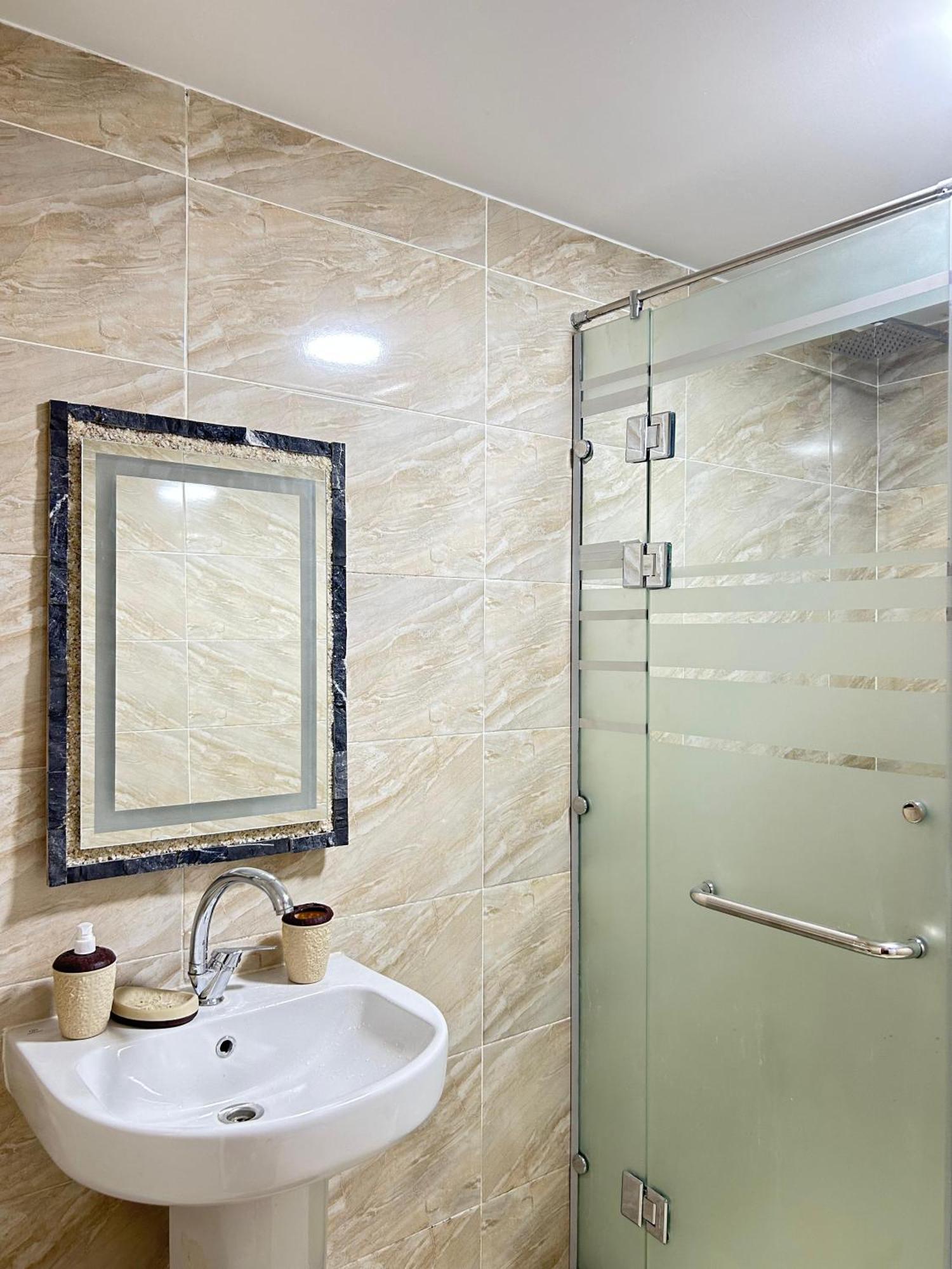 2br Masr Elgdida -prime Location * Cairo